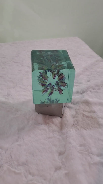 Blossom Cube